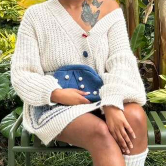 Cozy Beige Button Down Denim Pockets Oversized Cardigan - Picture 6 of 9